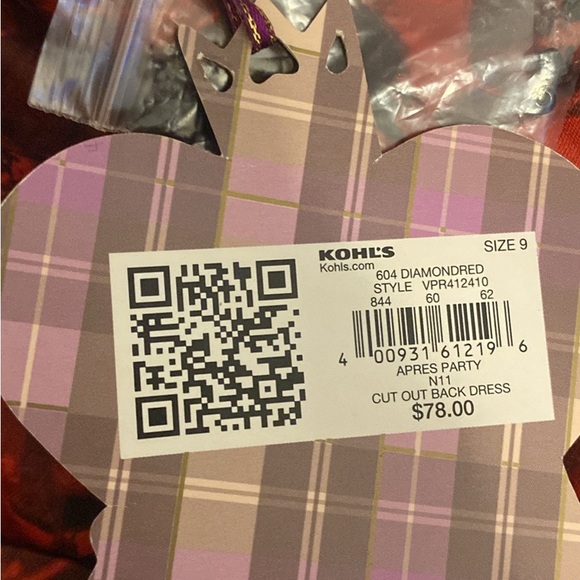 Princess Vera Wang Red Diamonds open back dress - Picture 3 of 4